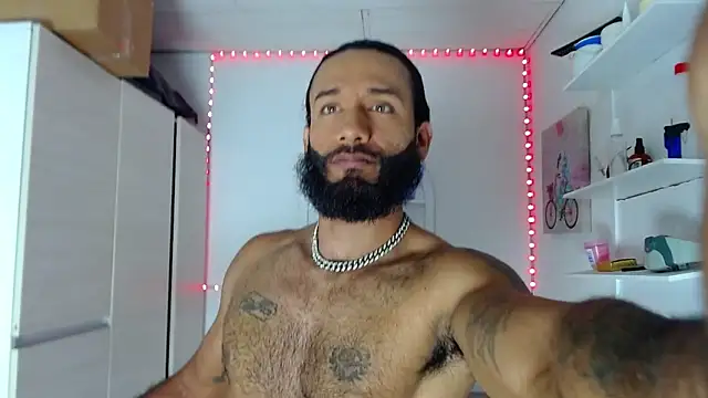  jhon connor  online show from May 4, 1:18 am