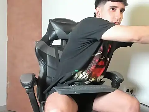 leo030809 online show from February 16, 1:25 am