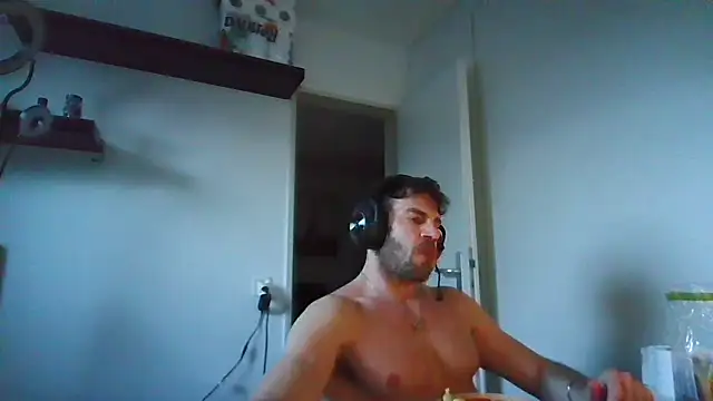 alpha-hunk online show from December 20, 3:41 pm