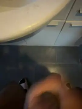 meandyou01 online show from February 13, 3:46 pm