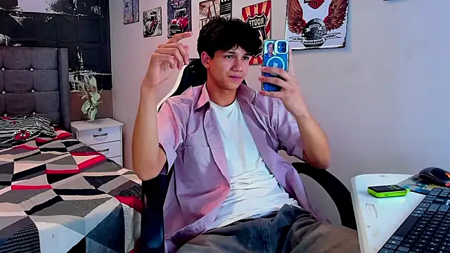 jason graeats online show from December 17, 3:47 am