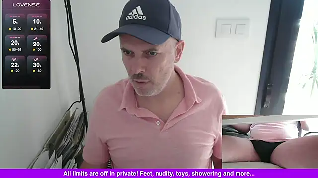 Francesco-ES online show from December 16, 1:32 pm