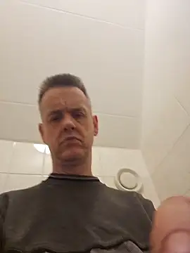 Hectorthyssen1 online show from February 18, 3:31 pm