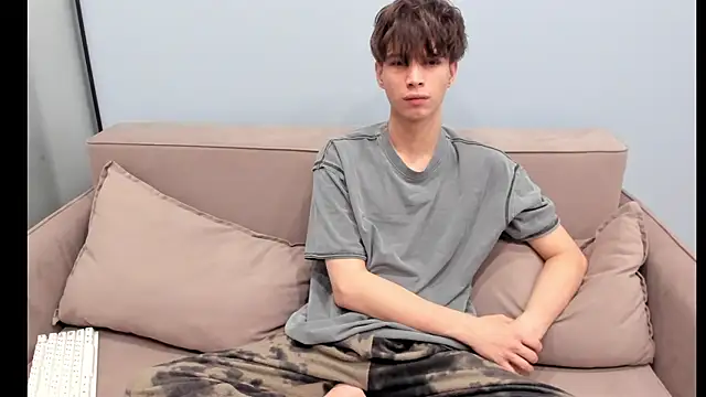 Im Shine Guy online show from October 23, 2:15 am