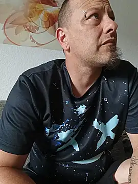 ich411983 online show from July 7, 8:29 am