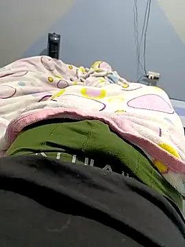 Snapshot of Dalan2317 chatting on December 3, 11:32 am Dalan2317 online show from December 3, 11:32 am