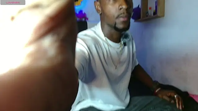 Aroonpapisex online show from March 28, 4:13 am