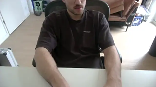 taallguyy 196 online show from December 22, 12:02 pm