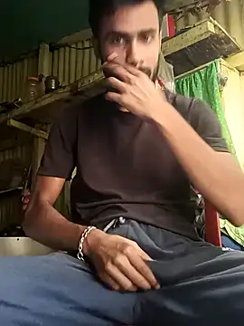 Snapshot of Skinny_Bigass_23 chatting on December 16, 9:14 am Skinny Bigass 23 online show from December 16, 9:14 am