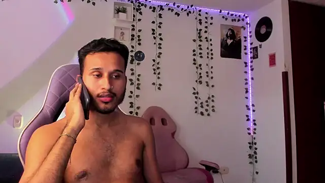 Raf brunette online show from January 30, 9:04 pm