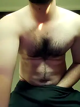 Snapshot of smartboy010101 chatting on December 9, 4:23 am smartboy010101 online show from December 9, 4:23 am