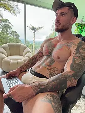 DimitriSullivan  online show from December 5, 2:57 pm