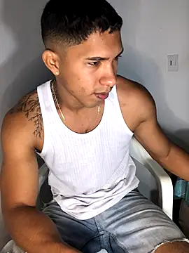 maximo vega newv online show from December 2, 3:15 pm