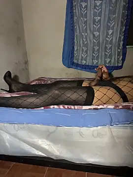 manuamador online show from March 13, 4:42 am