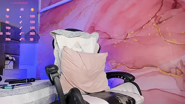 JoshMillerr  online show from February 9, 3:33 am