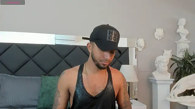 Robin Rief online show from November 20, 4:01 am