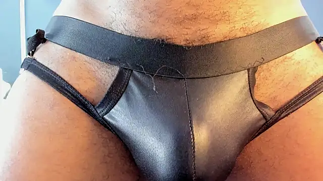 Robin Rief online show from April 8, 9:12 pm