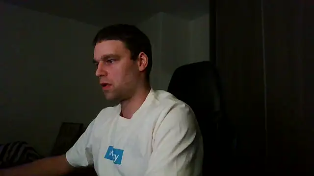 Snapshot of The_big_viking_ chatting on December 21, 7:49 pm The big viking online show from December 21, 7:49 pm