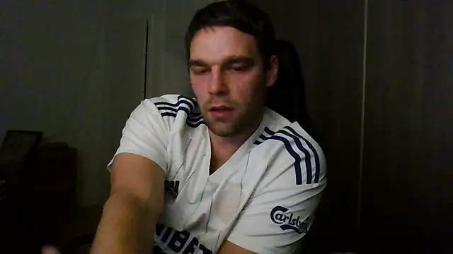 Snapshot of The_big_viking_ chatting on January 5, 10:29 pm The big viking online show from January 5, 10:29 pm