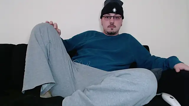 Snapshot of cmichaelxxx chatting on February 22, 6:48 pm cmichaelxxx online show from February 22, 6:48 pm