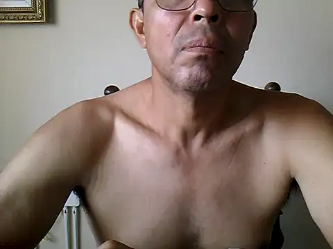 Snapshot of Alex011277 chatting on October 9, 2:00 pm Alex011277 online show from October 9, 2:00 pm