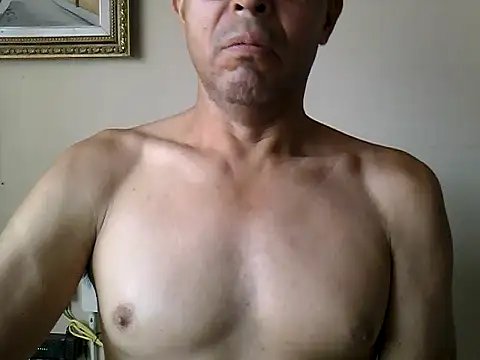 Snapshot of Alex011277 chatting on September 27, 7:23 pm Alex011277 online show from September 27, 7:23 pm