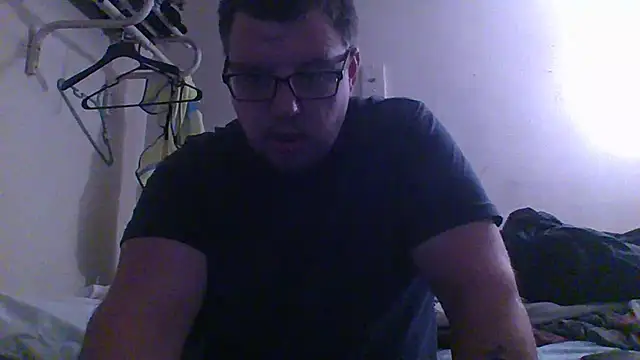 Snapshot of funsexgames chatting on December 14, 1:50 am funsexgames online show from December 14, 1:50 am