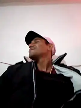 NewBe9D9 online show from March 7, 2:36 am