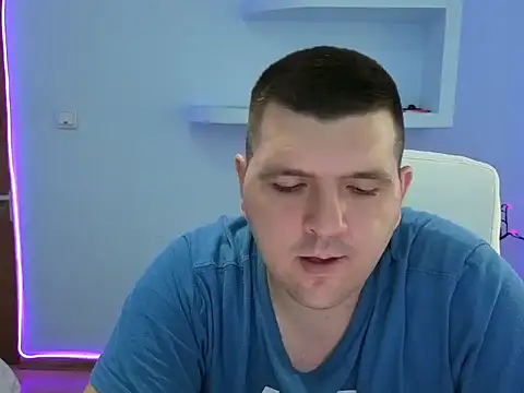 Snapshot of JasonJacks chatting on September 10, 1:54 pm JasonJacks online show from September 10, 1:54 pm