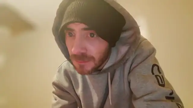 Huntzg23 online show from January 9, 9:14 am