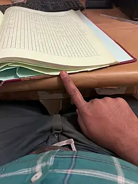 Hillz king 98 online show from February 6, 9:28 pm