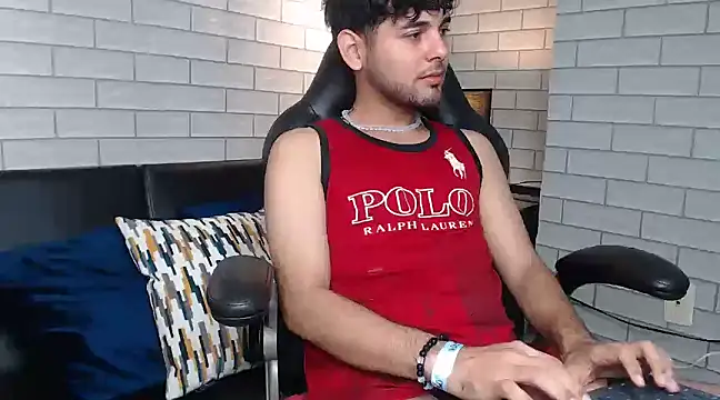 Samir bear online show from February 8, 12:28 pm