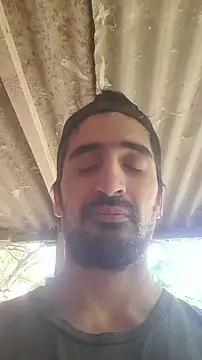 italianbighorse22 online show from November 5, 5:04 pm