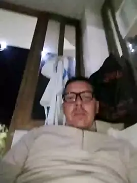 dogvzlano online show from December 18, 8:20 am