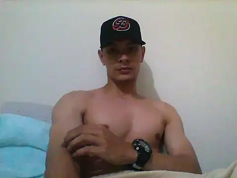 tric09 online show from December 19, 1:50 am