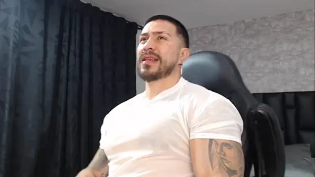 Luck Grey online show from March 15, 7:05 pm