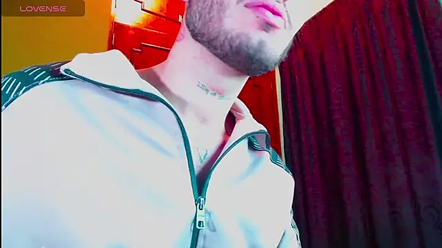 gato444  online show from January 22, 10:06 pm