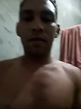 yaxom33 online show from March 1, 11:59 pm