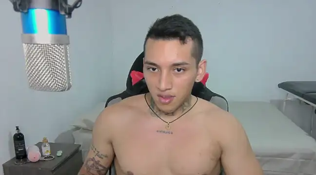 David Adams2003 online show from February 4, 12:08 am