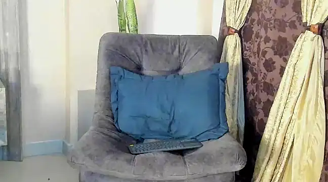 benjamincol online show from February 12, 3:38 pm