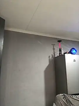 Redfucks333 online show from March 3, 7:21 pm