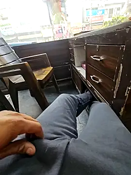 pyasevickybabu563 online show from December 17, 5:47 am