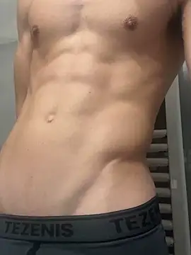 EmanuelMCL online show from January 3, 9:05 pm