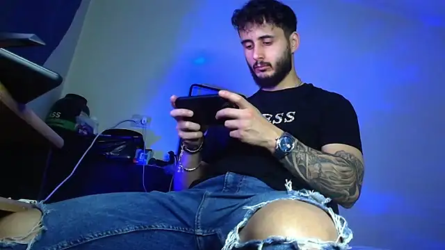 XanderCage99 online show from June 17, 10:22 pm