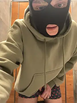 verici34 online show from February 4, 9:15 am