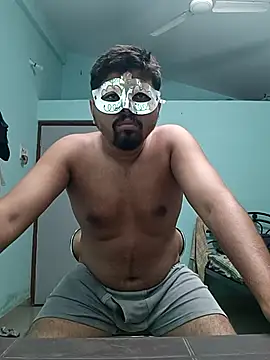 Snapshot of Desi_Heat chatting on March 5, 4:13 pm Desi Heat online show from March 5, 4:13 pm