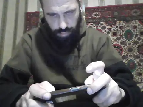 Snapshot of AlferezzSolvajo chatting on October 10, 10:42 am AlferezzSolvajo online show from October 10, 10:42 am