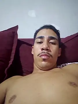 safadinho318 online show from December 21, 5:04 am