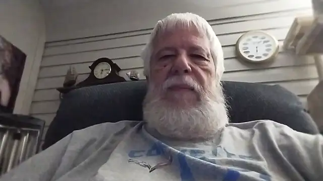 Buzzintx online show from July 4, 11:13 am