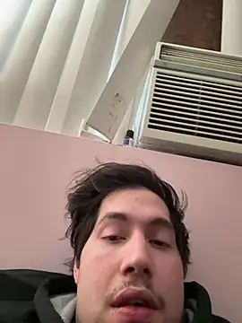 kingbee7772 online show from March 20, 10:51 pm